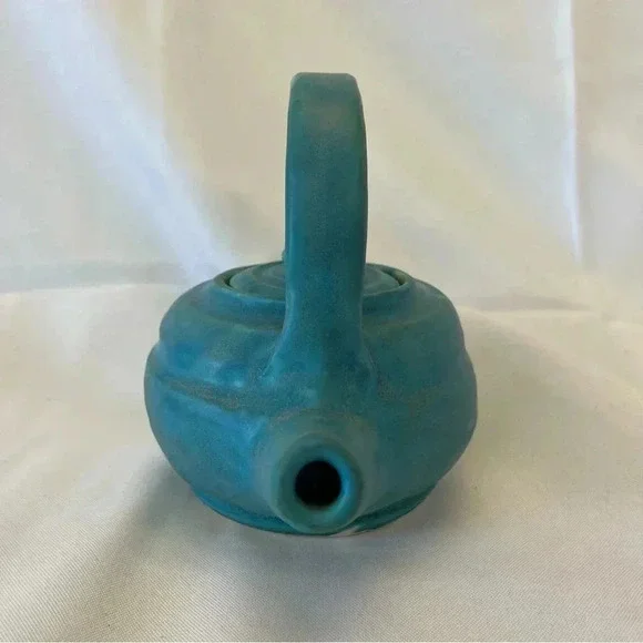 Vintage Handmade Clay Pottery Tea Pot - Picture 4 of 7